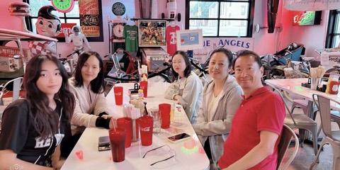 Community table